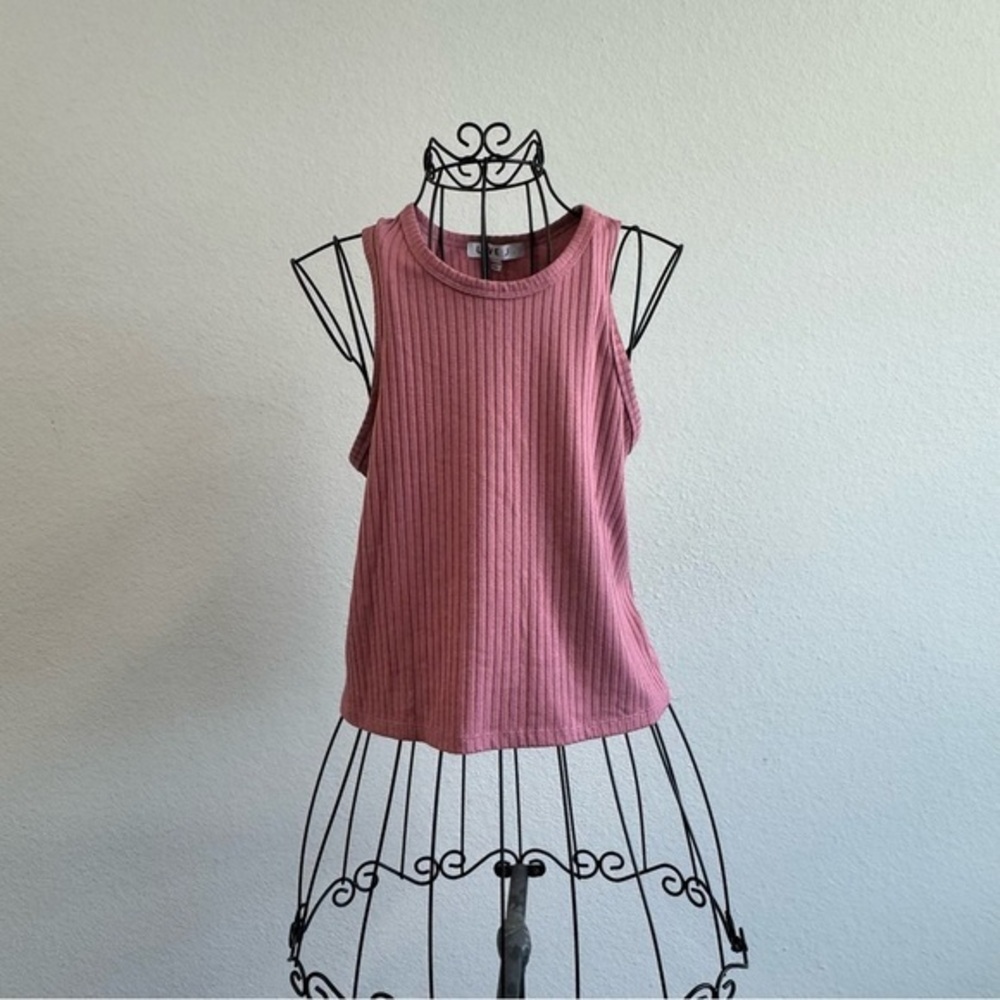 Love Pink Sleeveless Ribbed Tank Top